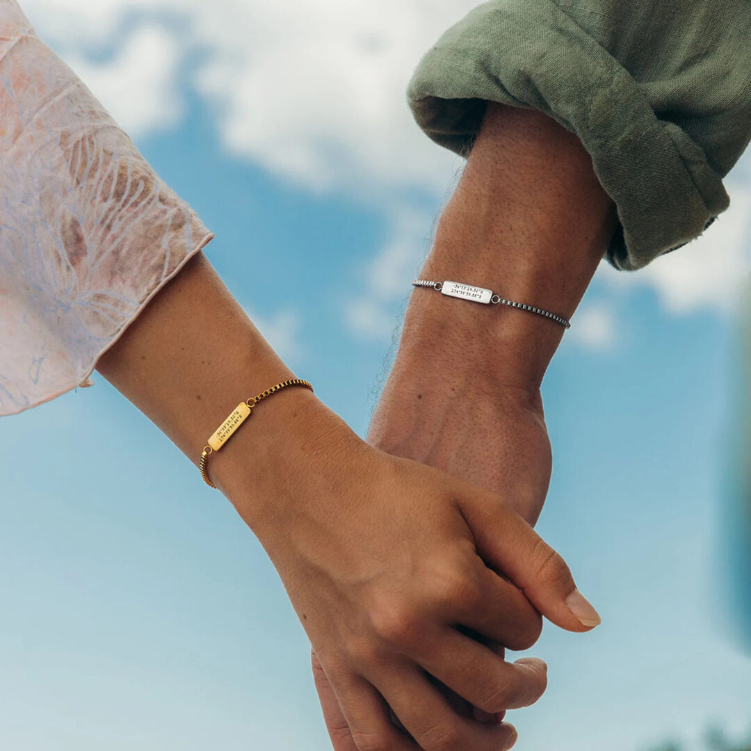 top-15-customized-wedding-gifts-that-newlyweds-will-love