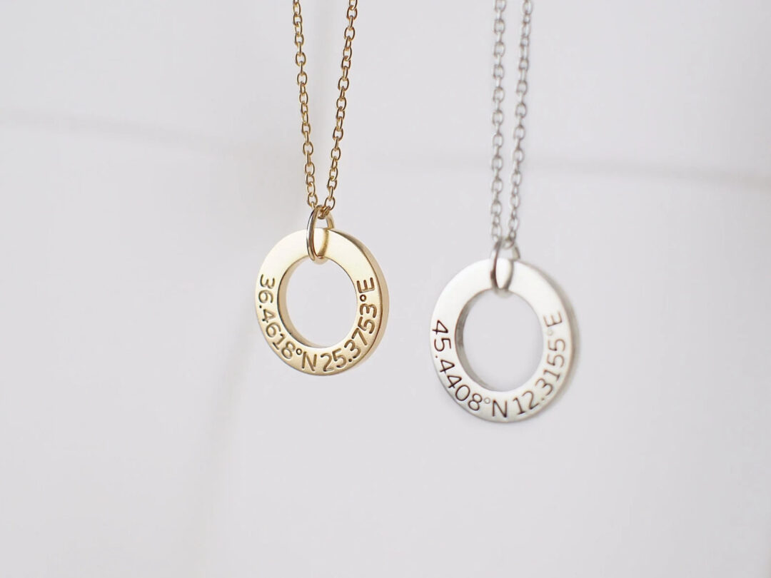 top-15-customized-wedding-gifts-that-newlyweds-will-love