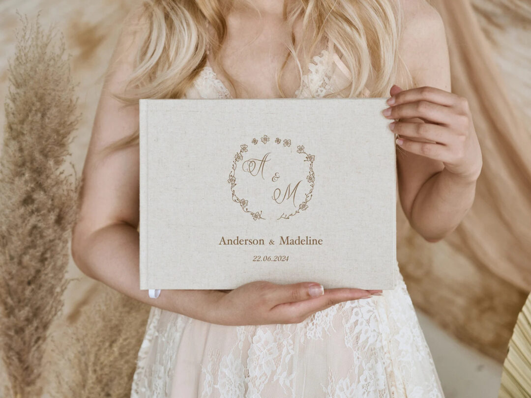 top-15-customized-wedding-gifts-that-newlyweds-will-love