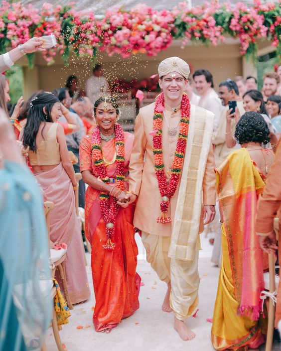 18-important-details-to-include-on-your-wedding-website-that-cant-go-on-your-invitations