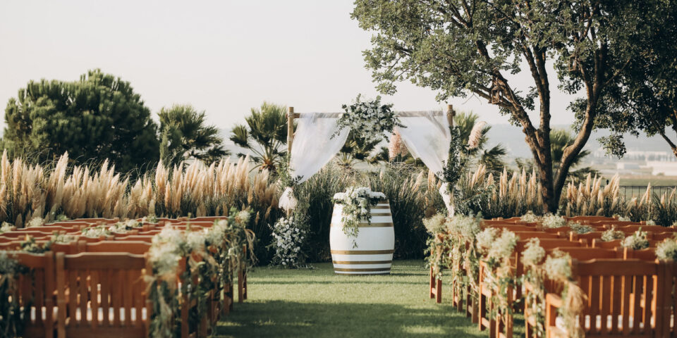 the-ultimate-guide-to-planning-a-diy-wedding