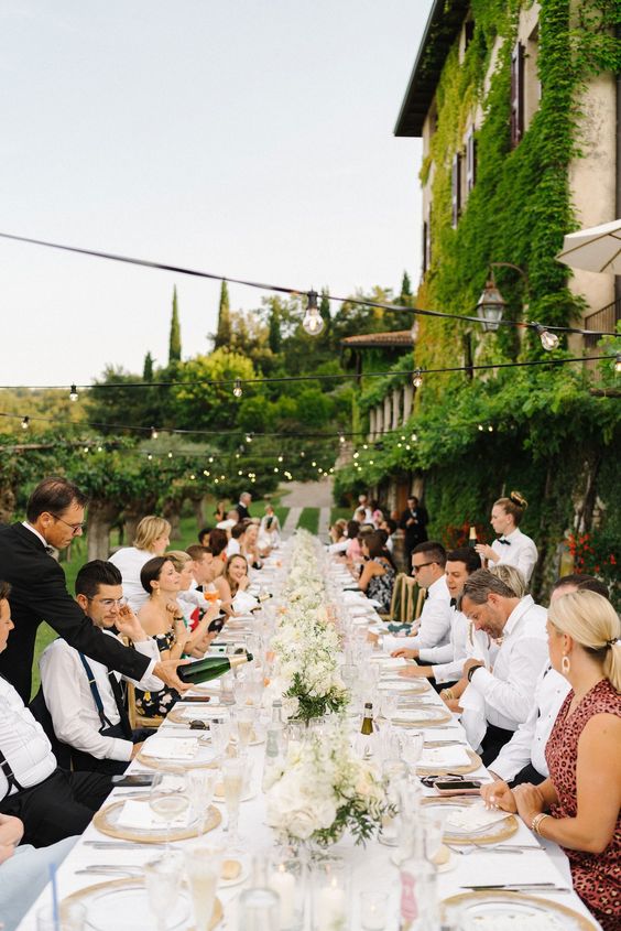 how-to-book-a-hotel-room-block-for-your-wedding