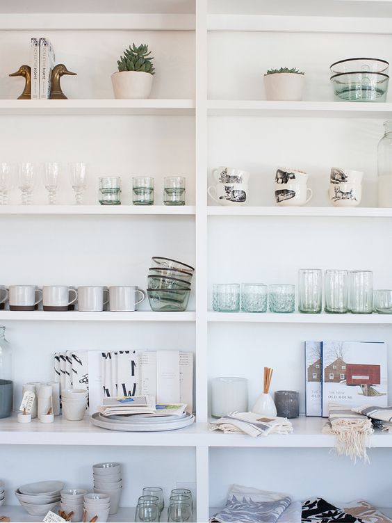 The most common wedding registry faqs by newly engaged couples