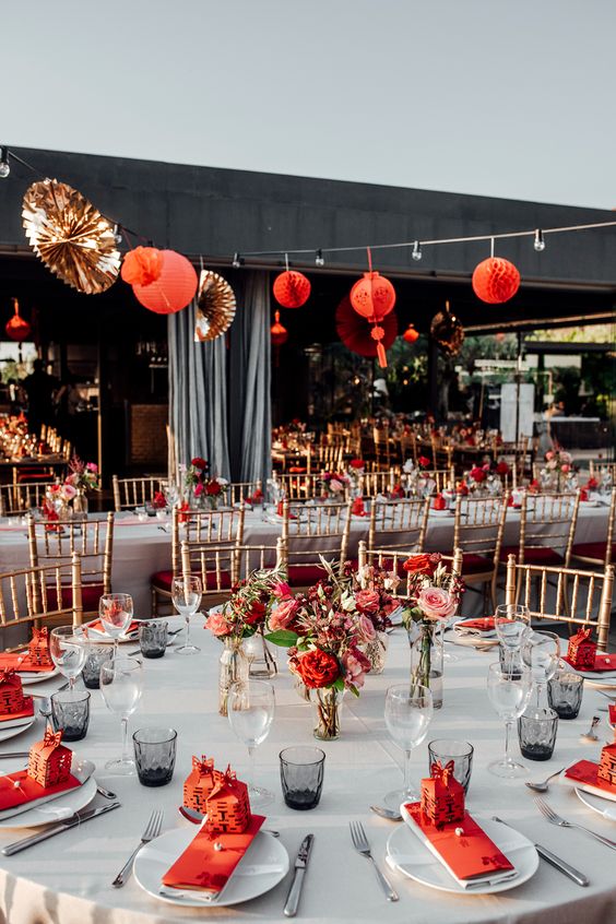 what-to-include-on-a-bilingual-multilingual-wedding-website