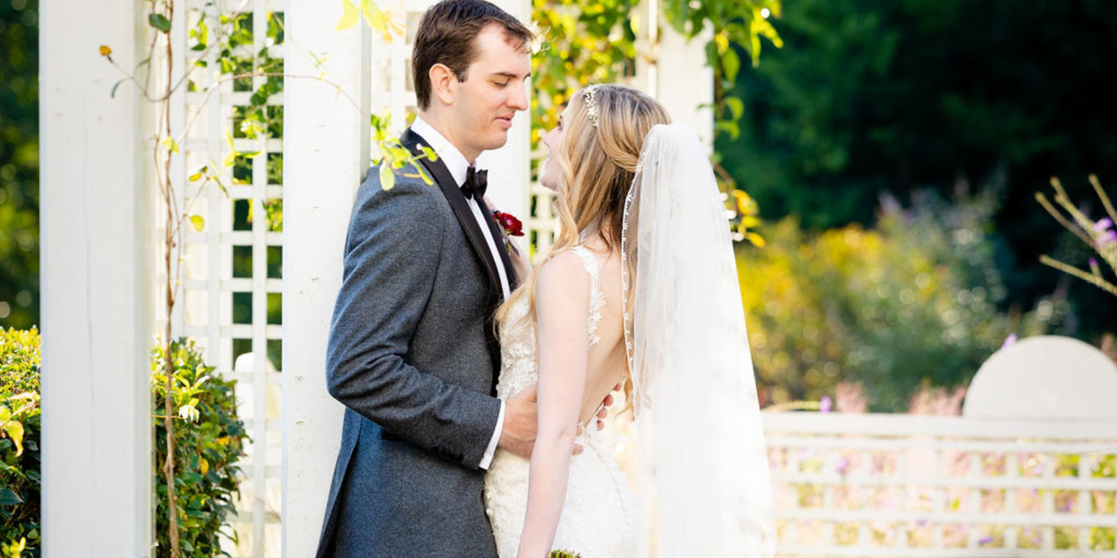 Danielle and Scott's Wedding at The Gardens at Fearrington Village, image size:1600x800