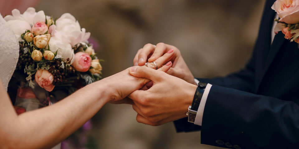 how-to-find-the-perfect-wedding-band