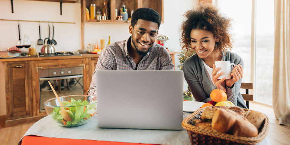 9 Essential Covid-19 FAQs to include on your wedding website