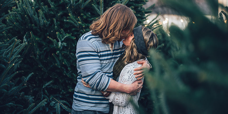 Holiday Gift Guide for Newly Engaged Couples