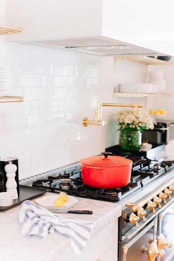 wedding-registry-etiquette:-10-dos-and-don’ts