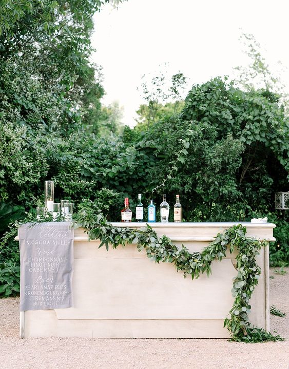 how-to-plan-a-wedding-on-a-budget