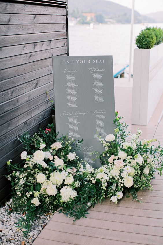 6-ways-to-save-money-on-your-wedding-stationery-and-invitations!