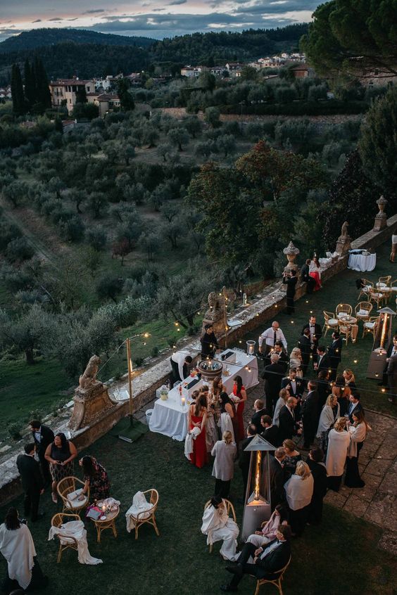 8-pros-and-cons-of-a-destination-wedding!