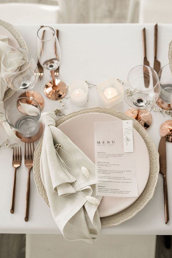 whats-the-difference-between-a-wedding-planner-coordinator-and-stylist