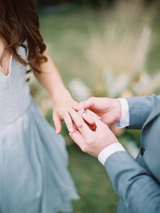 wedding-website-wording-tips-how-to-write-your-about-us-story