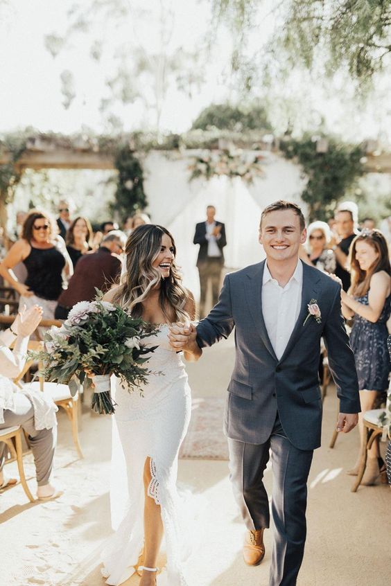 helpful-tips-for-writing-your-wedding-vows