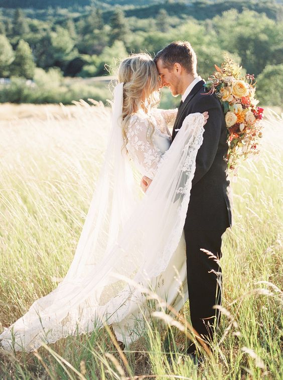 helpful-tips-for-writing-your-wedding-vows