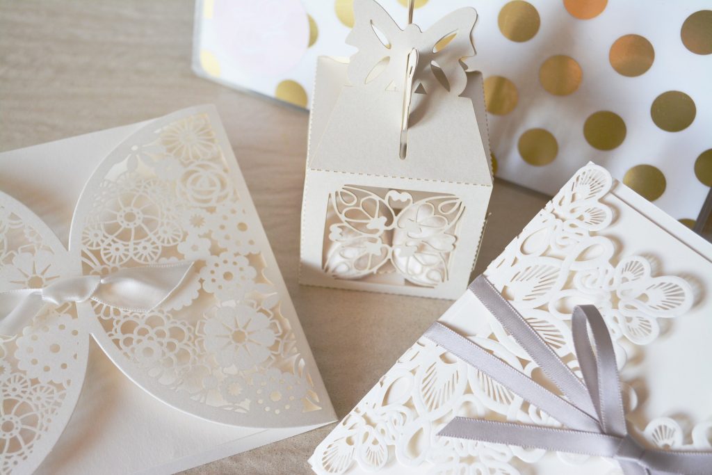 the-best-wedding-features-to-diy